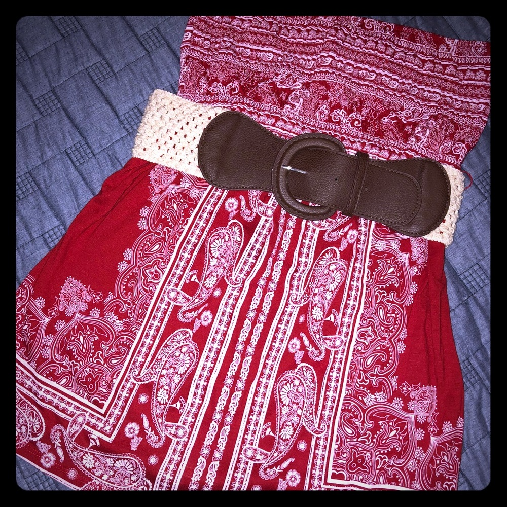 Rustic, stretch, strapless w/belt